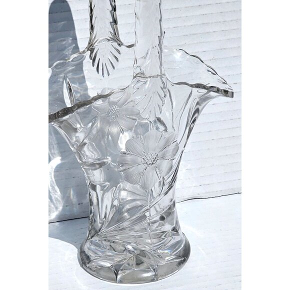 Vintage Clear Glass Basket With Floral Etching & Twisted Handle 9.75 In - Picture 2 of 11